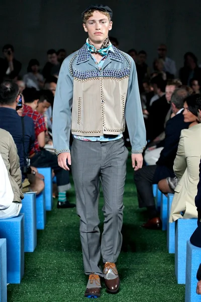 Look 7